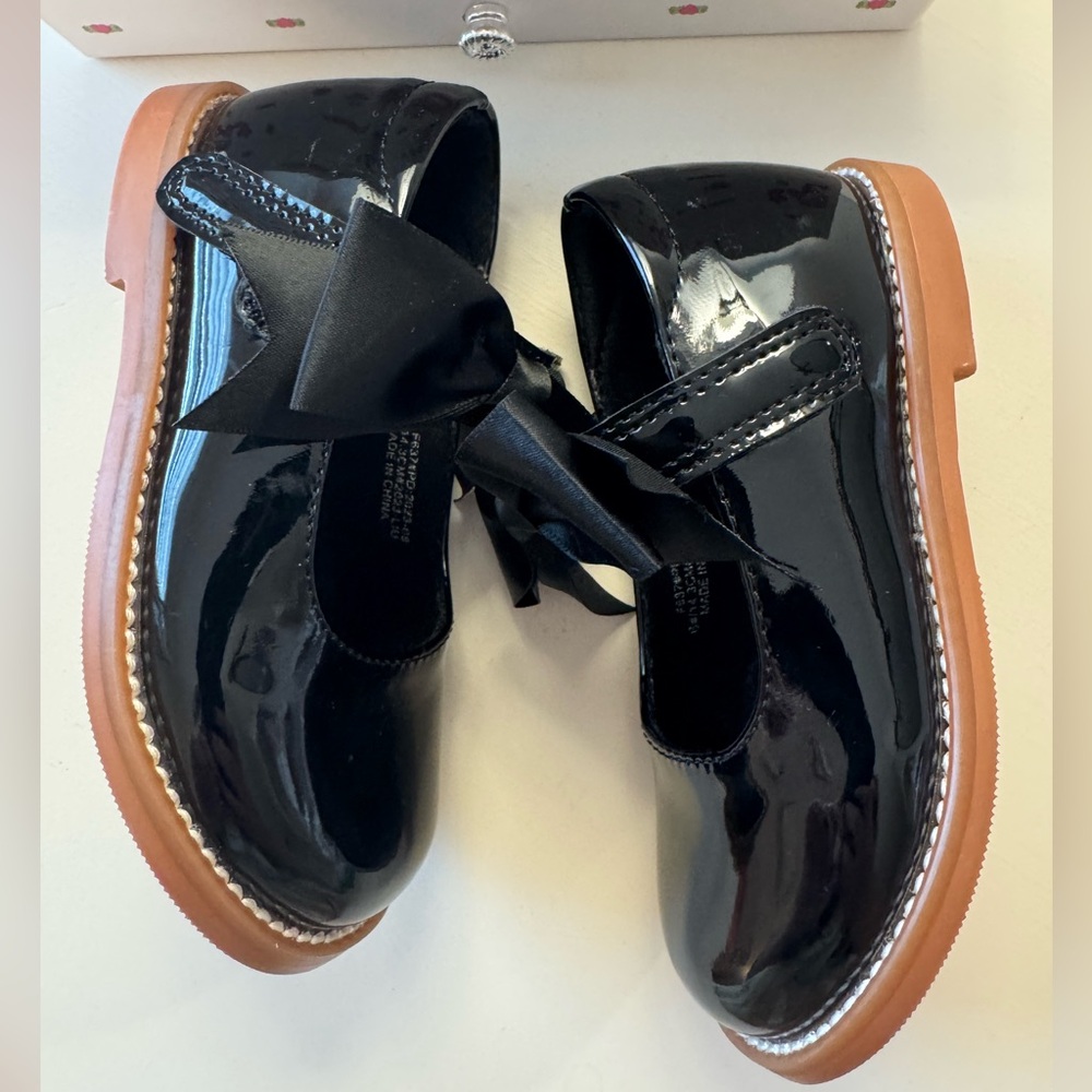 Black Patent Bow-strap Mary Jane - Picture 4 of 6